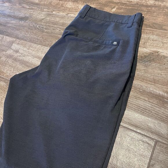 Travis Mathew Other - TRAVIS MATHEW Shorts Men 32 Gray Performance Golf Chino Stretch 10” Flat Front